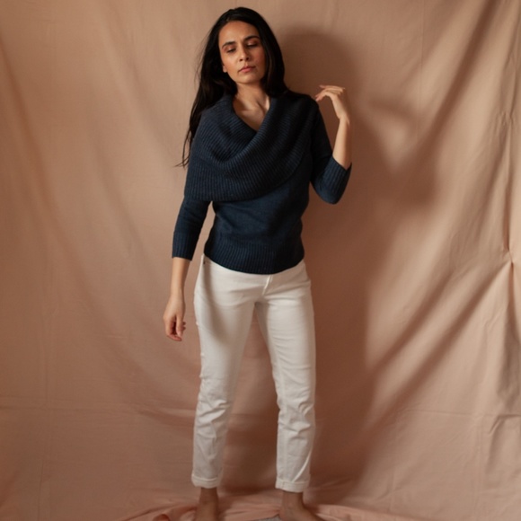 3/4 sleeve Cowl Neck Sweater - Picture 2 of 3